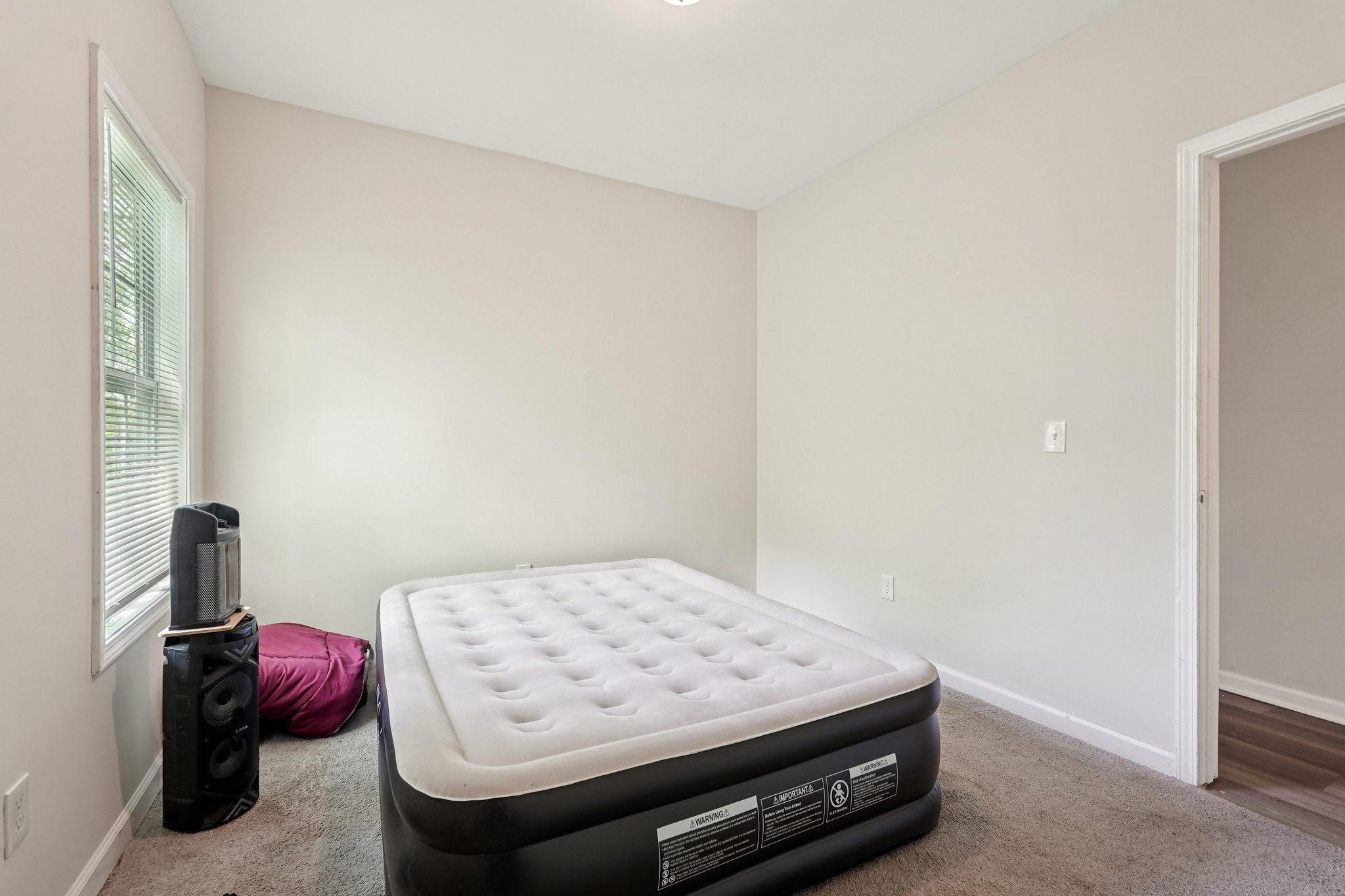 Mitchell St SW-L0204-033.jpg