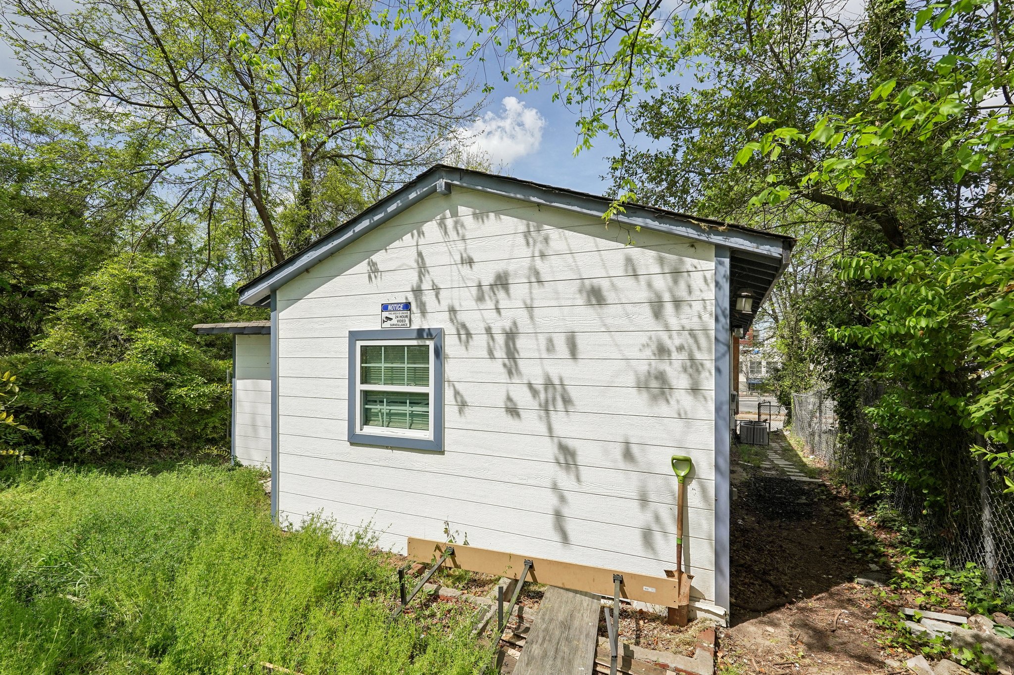 Mitchell St SW-L0204-035.jpg