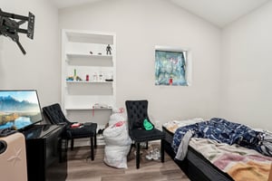 Mitchell St SW-L0204-023.jpg