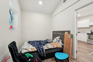 Mitchell St SW-L0204-024.jpg