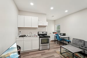 Mitchell St SW-L0204-027.jpg