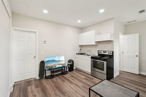 Mitchell St SW-L0204-029.jpg