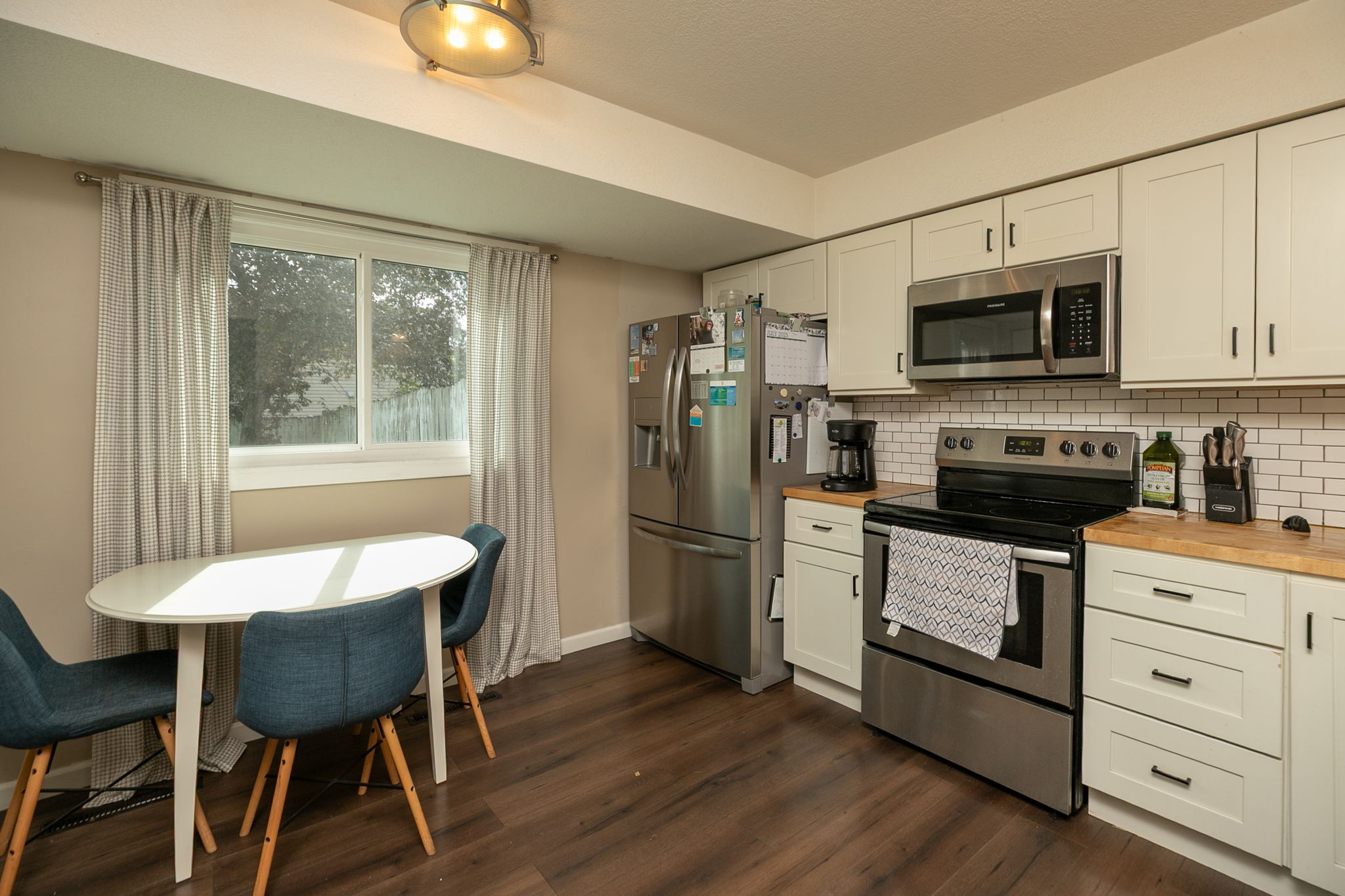 09-Kitchen