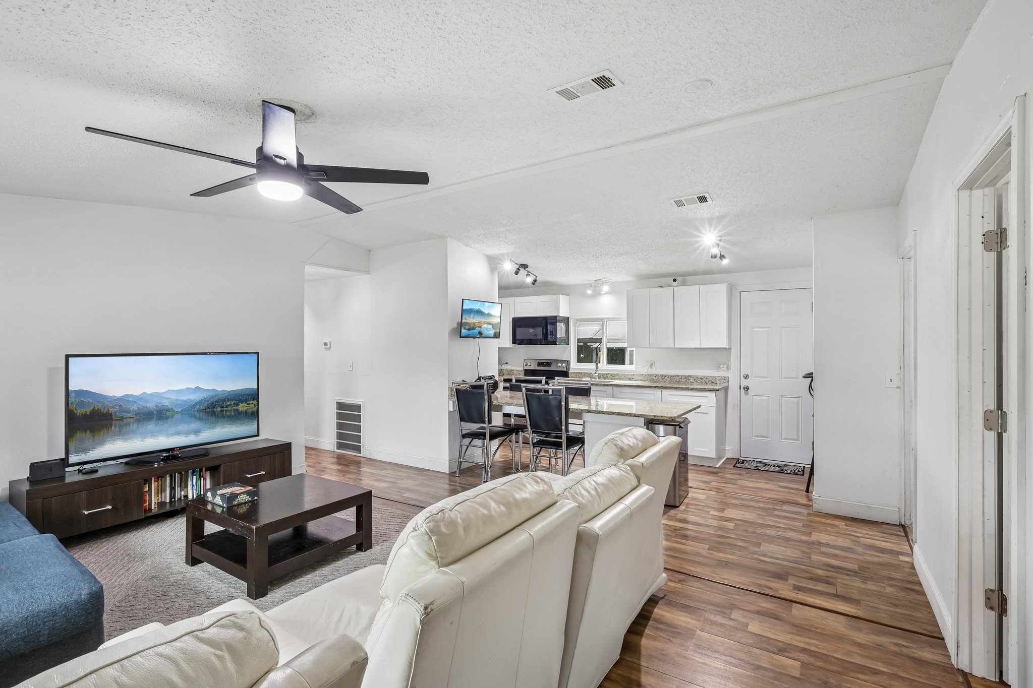 Indian Ridge Trl-S2807-007.jpg
