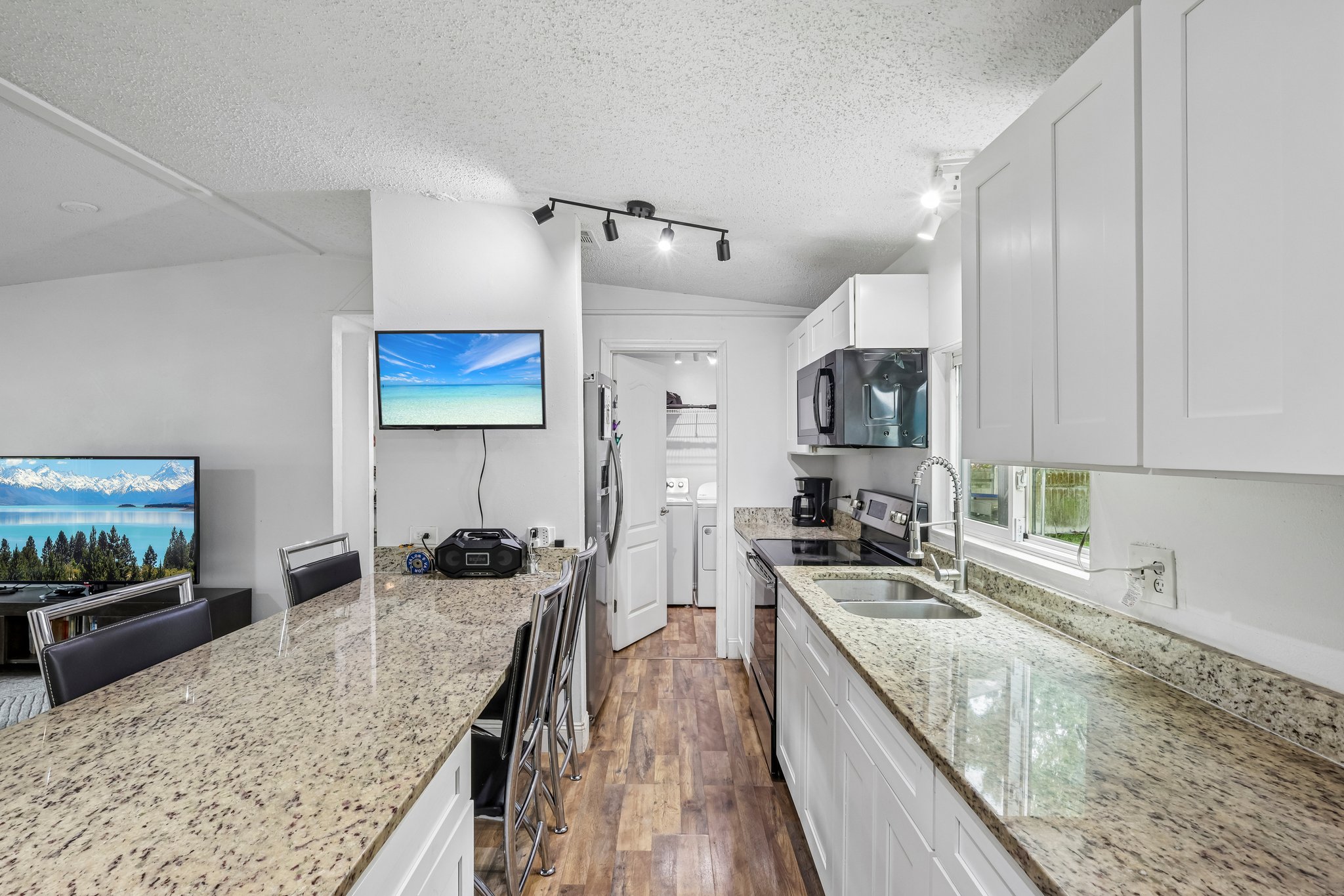 Indian Ridge Trl-S2807-011.jpg