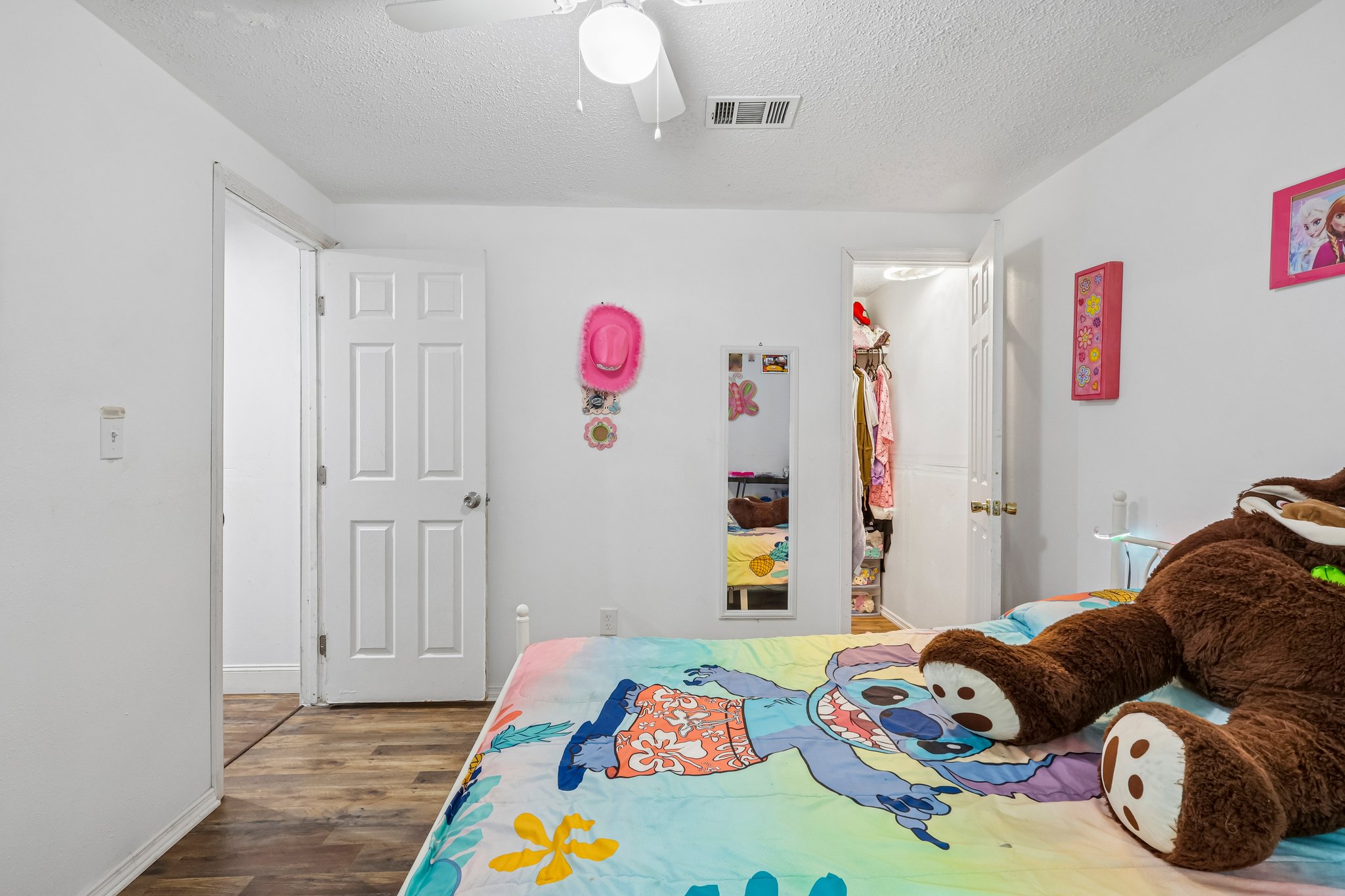 Indian Ridge Trl-S2807-021.jpg