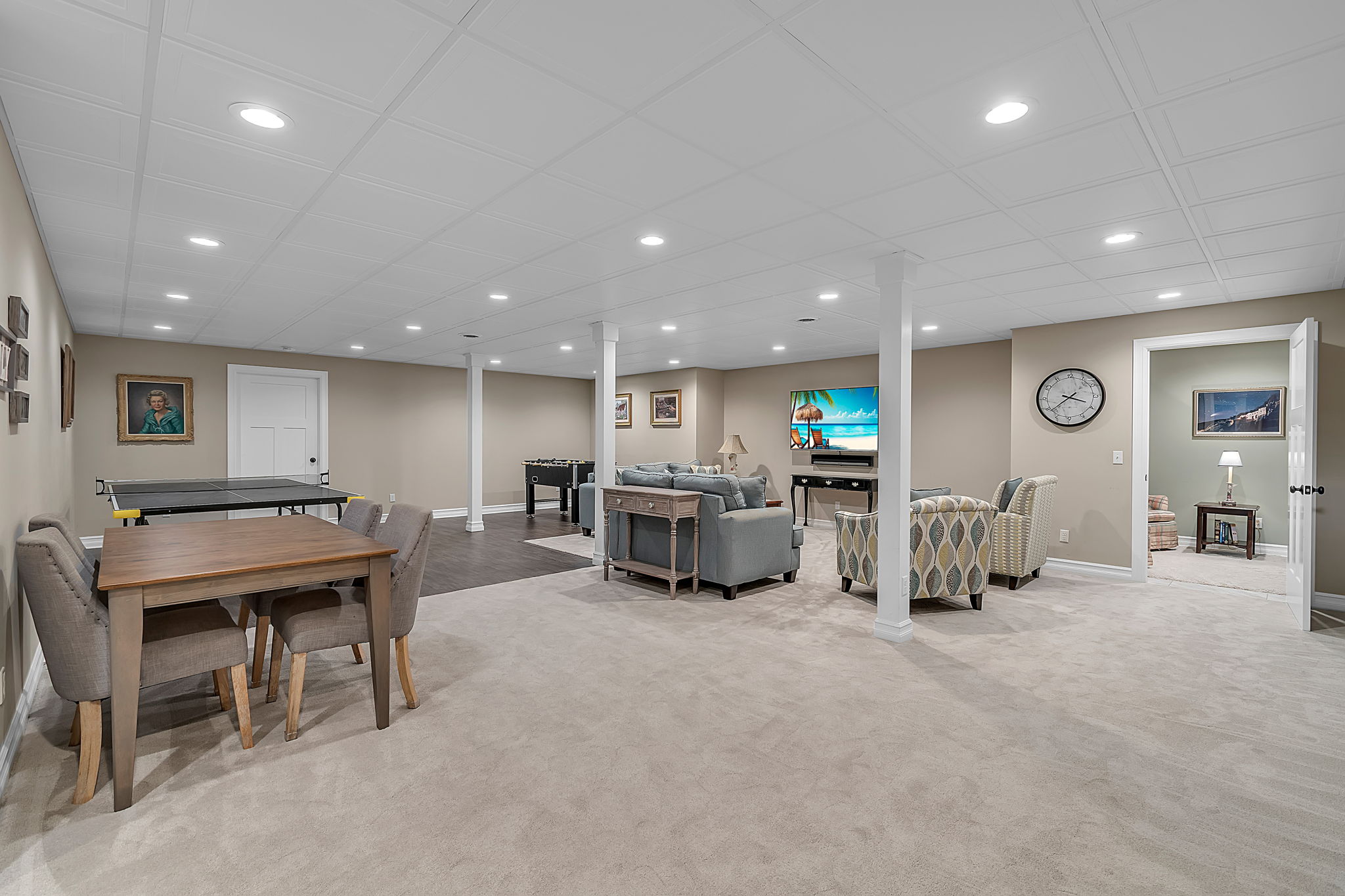  Photo 57