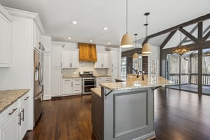 Local_Flavor_Films_8625 Anchor on Lanier Ct, Gainesville, GA 30506-041.jpg