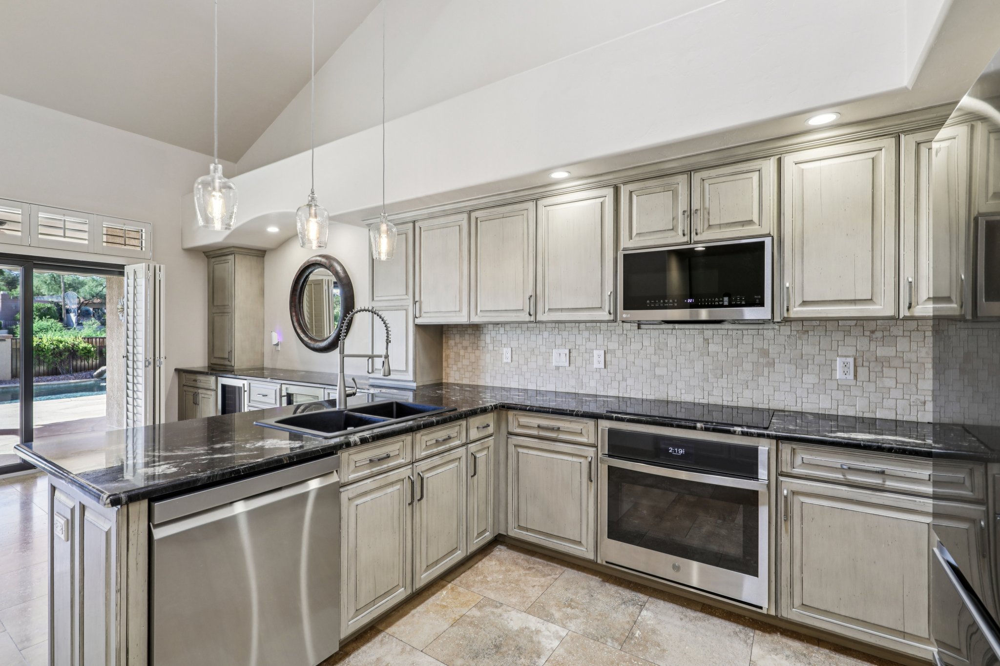 N Arnold Palmer Dr-S0710-021.jpg