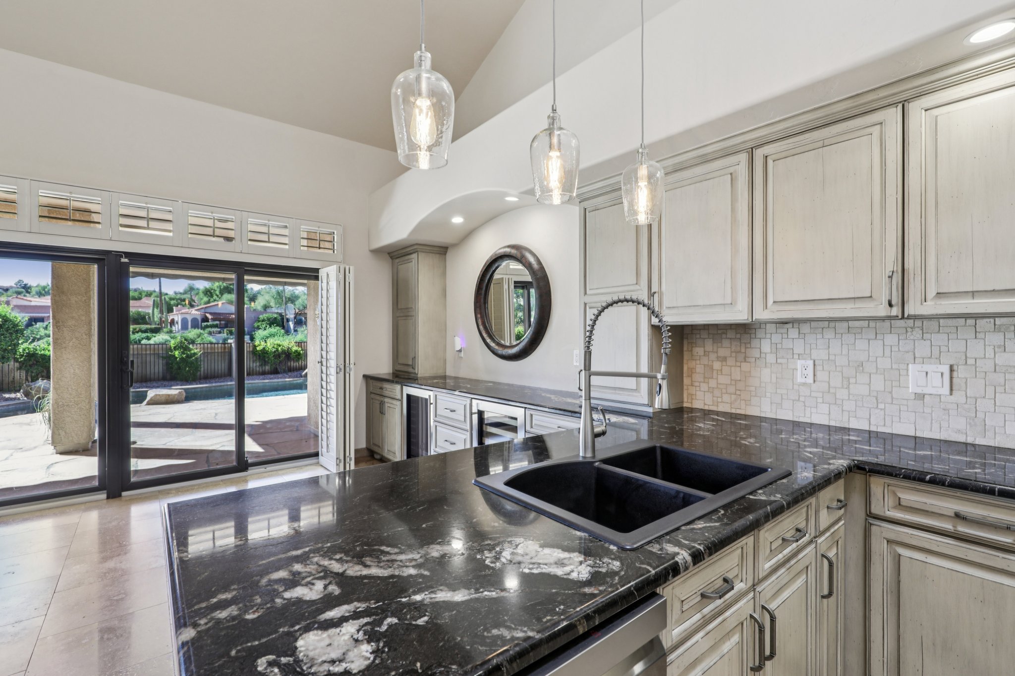 N Arnold Palmer Dr-S0710-024.jpg