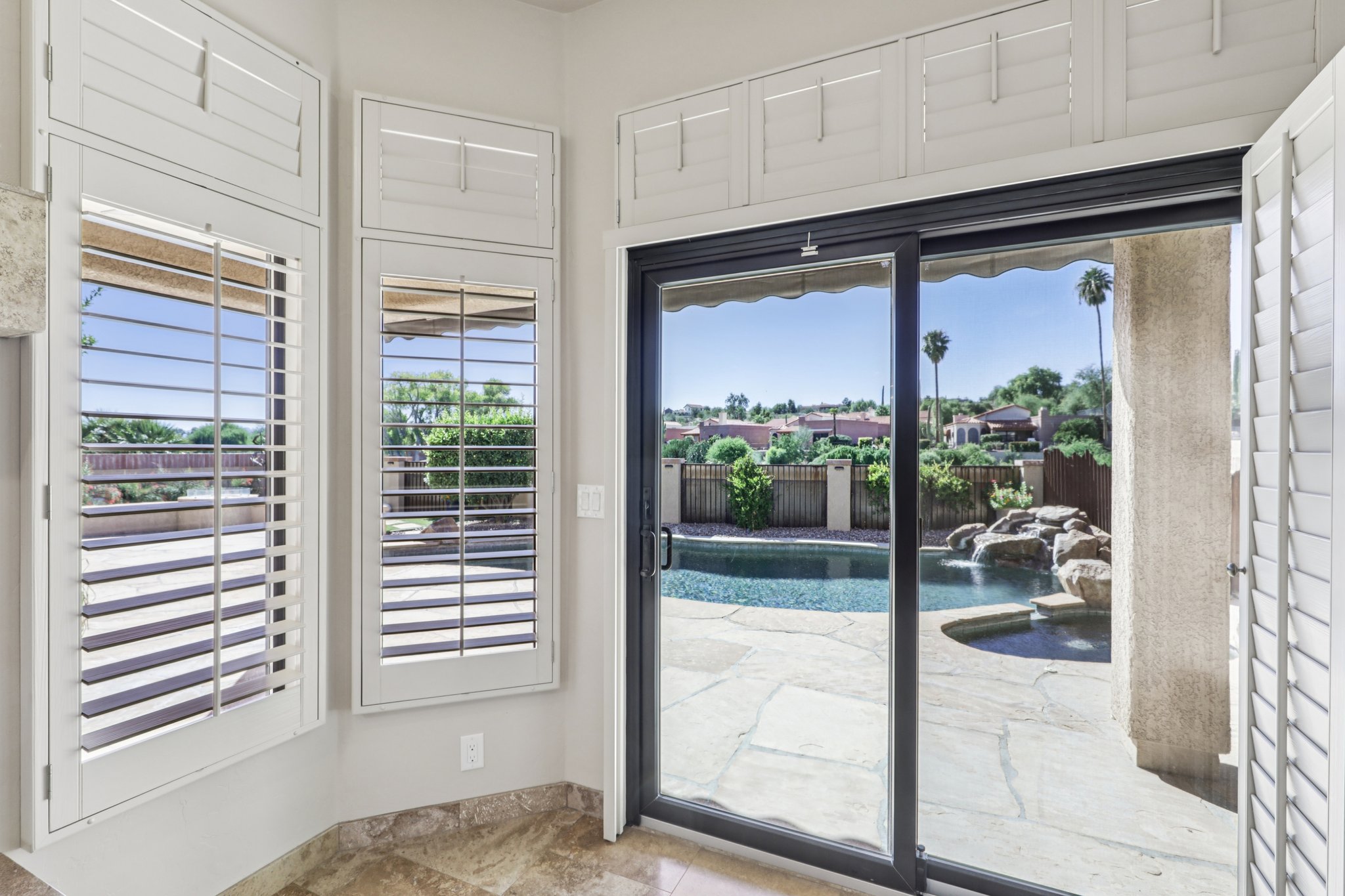 N Arnold Palmer Dr-S0710-036.jpg