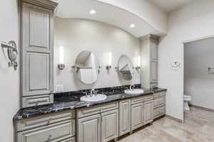 N Arnold Palmer Dr-S0710-030.jpg