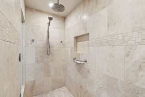 N Arnold Palmer Dr-S0710-032.jpg