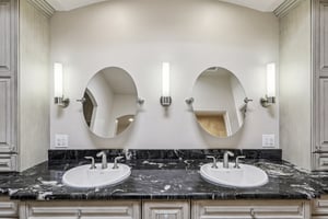 N Arnold Palmer Dr-S0710-033.jpg