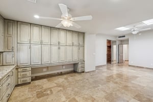 N Arnold Palmer Dr-S0710-043.jpg