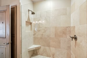 N Arnold Palmer Dr-S0710-053.jpg