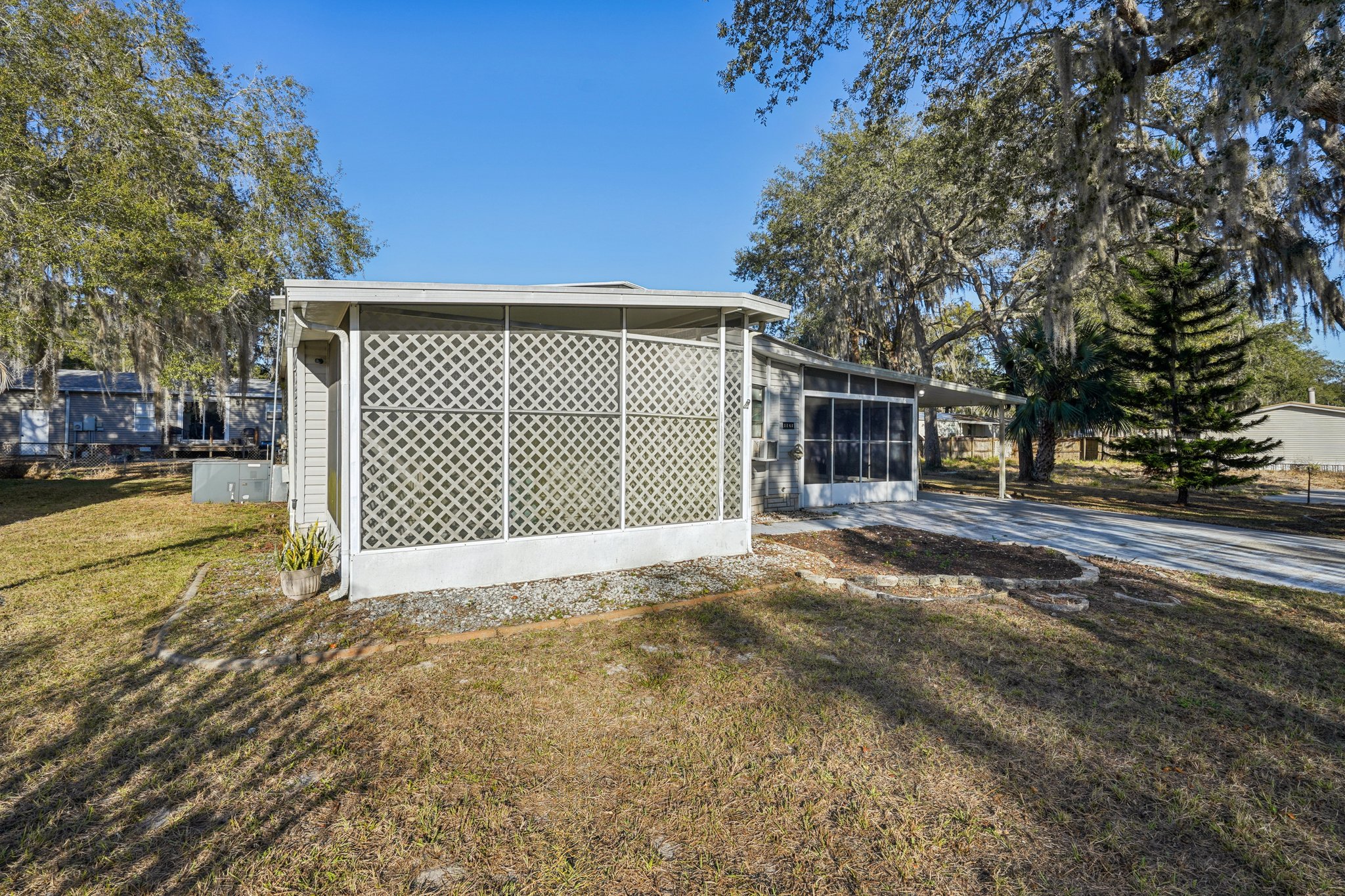 Silver Trl-S2901-002.jpg