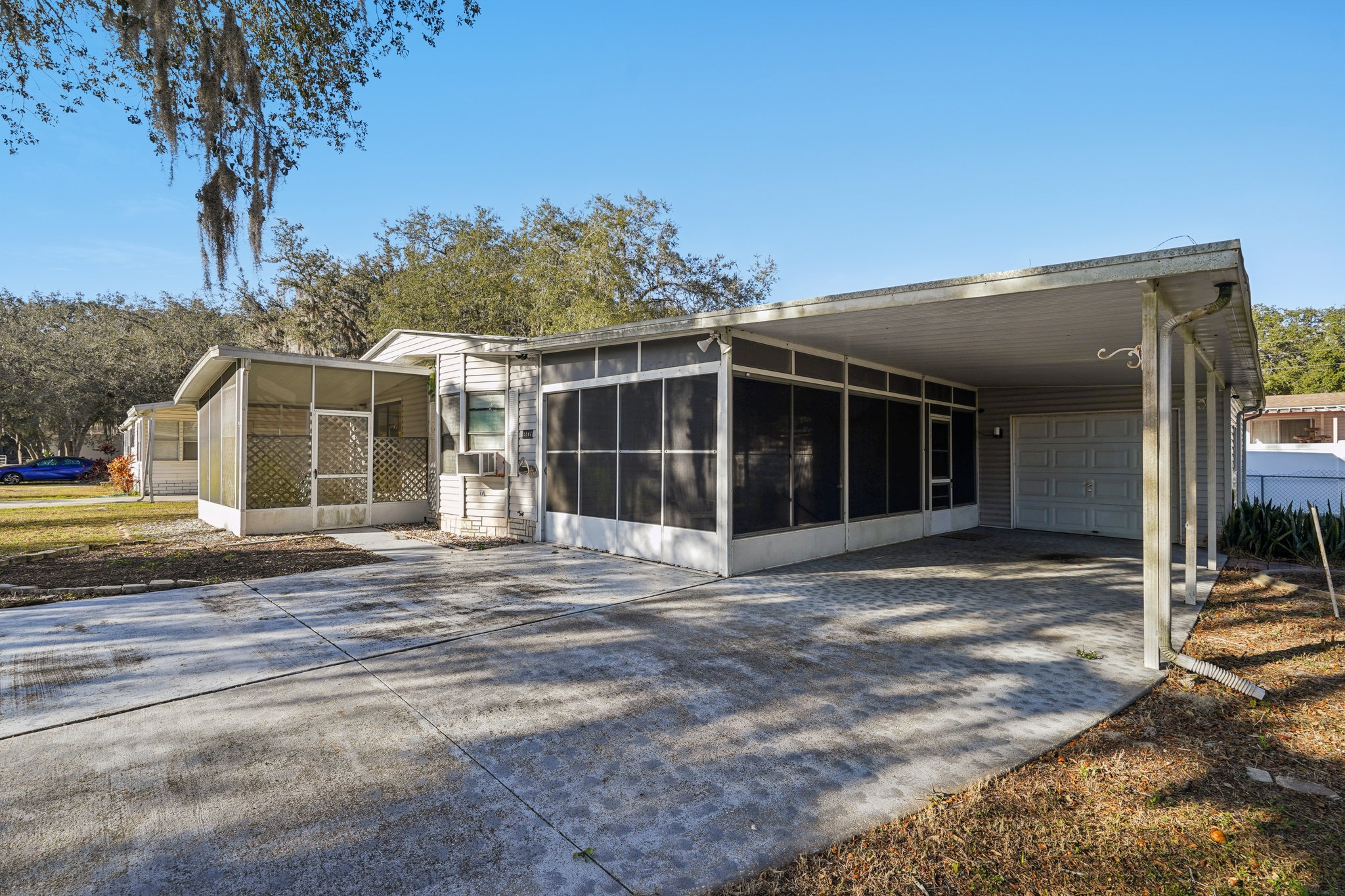 Silver Trl-S2901-003.jpg