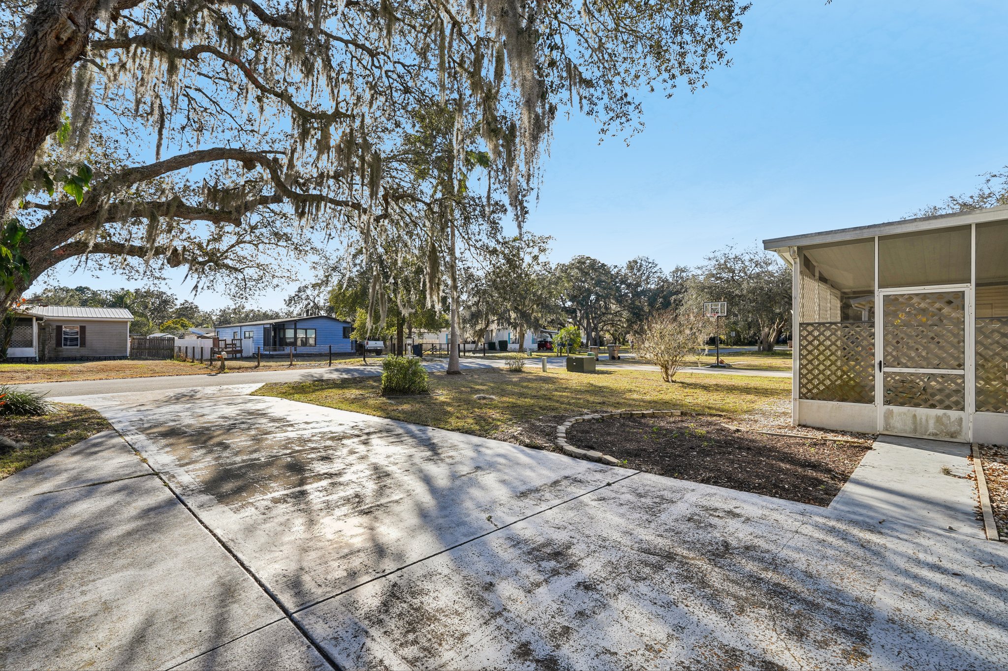 Silver Trl-S2901-004.jpg