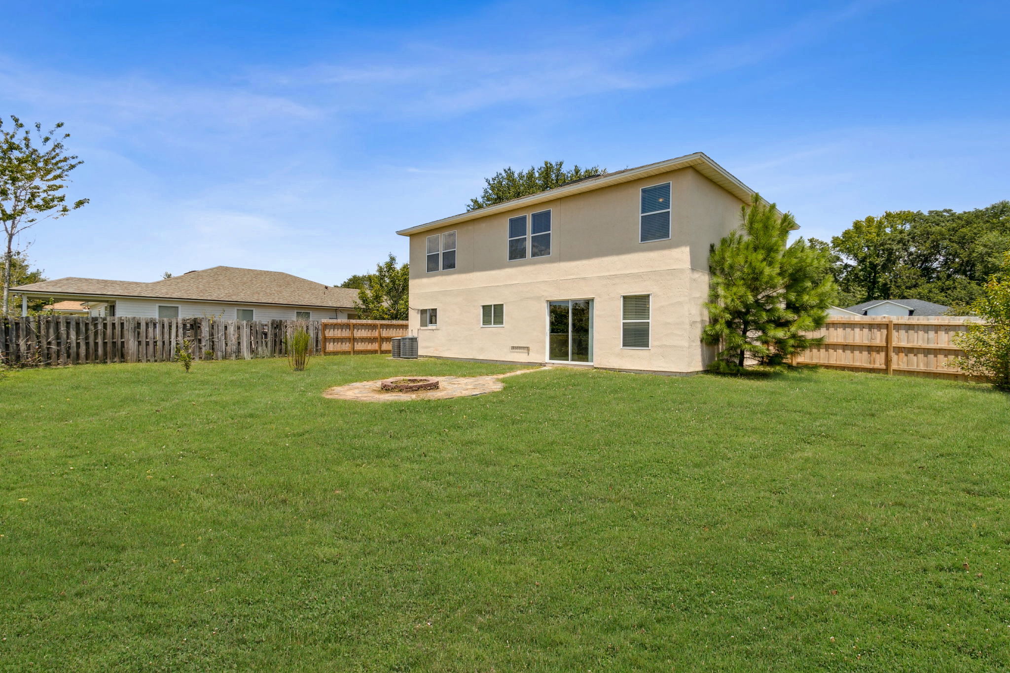 ... with ample room for all your outdoor activities