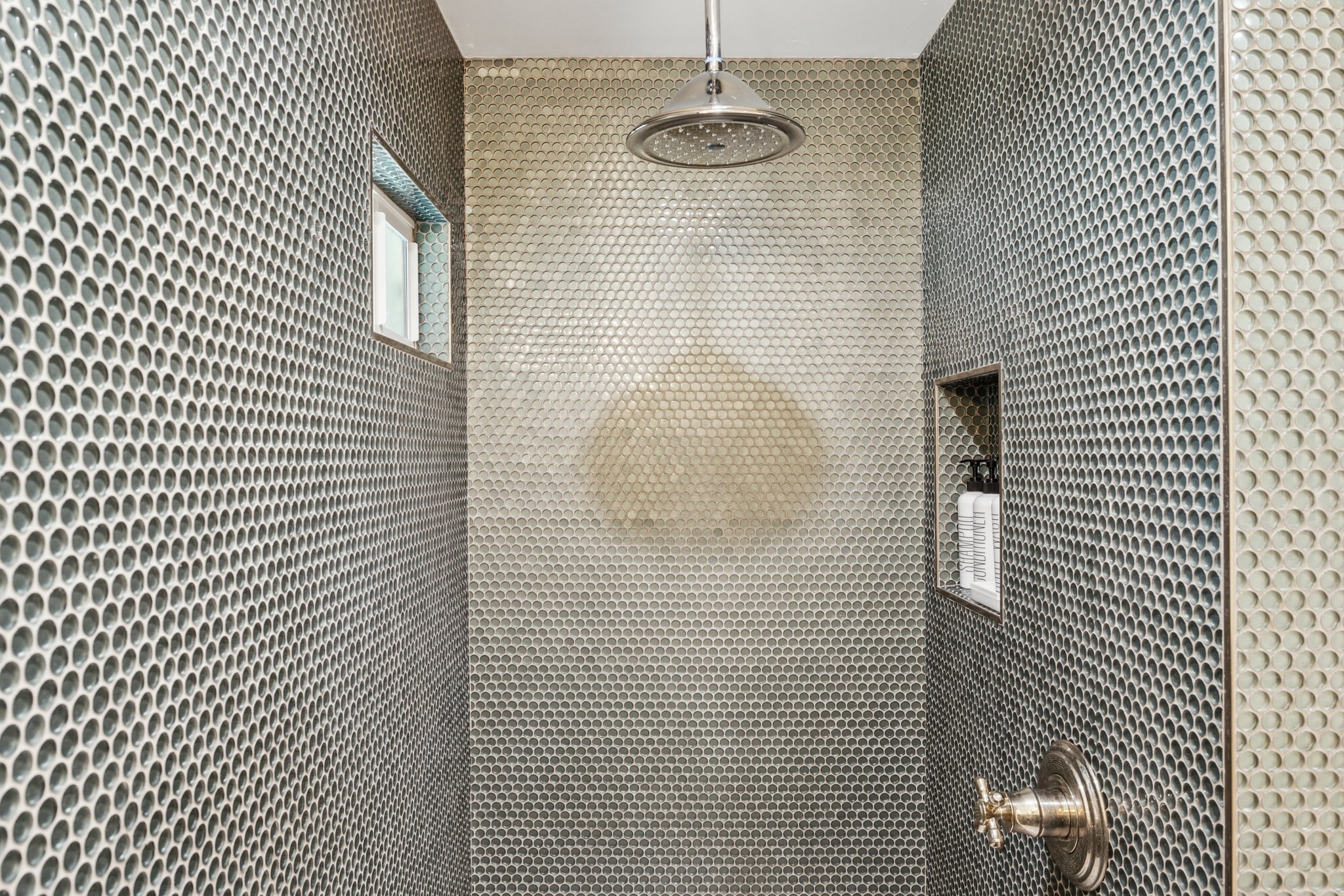 8626 E Clarendon Ave - 024.jpg