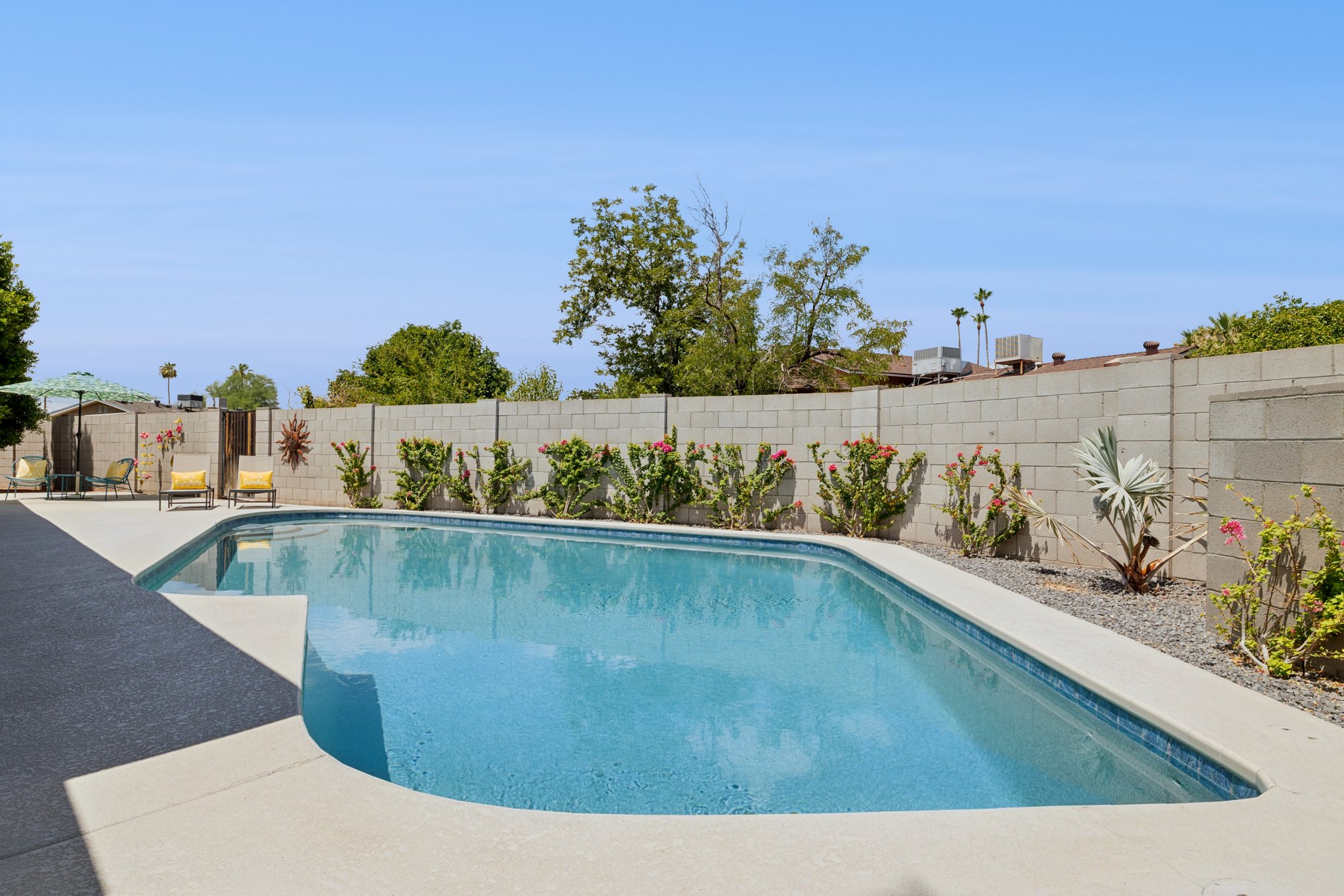 8626 E Clarendon Ave - 040.jpg