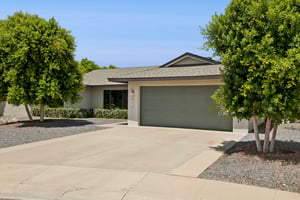 8626 E Clarendon Ave - 002.jpg