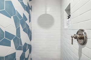 8626 E Clarendon Ave - 033.jpg