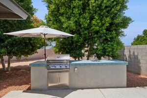 8626 E Clarendon Ave - 043.jpg