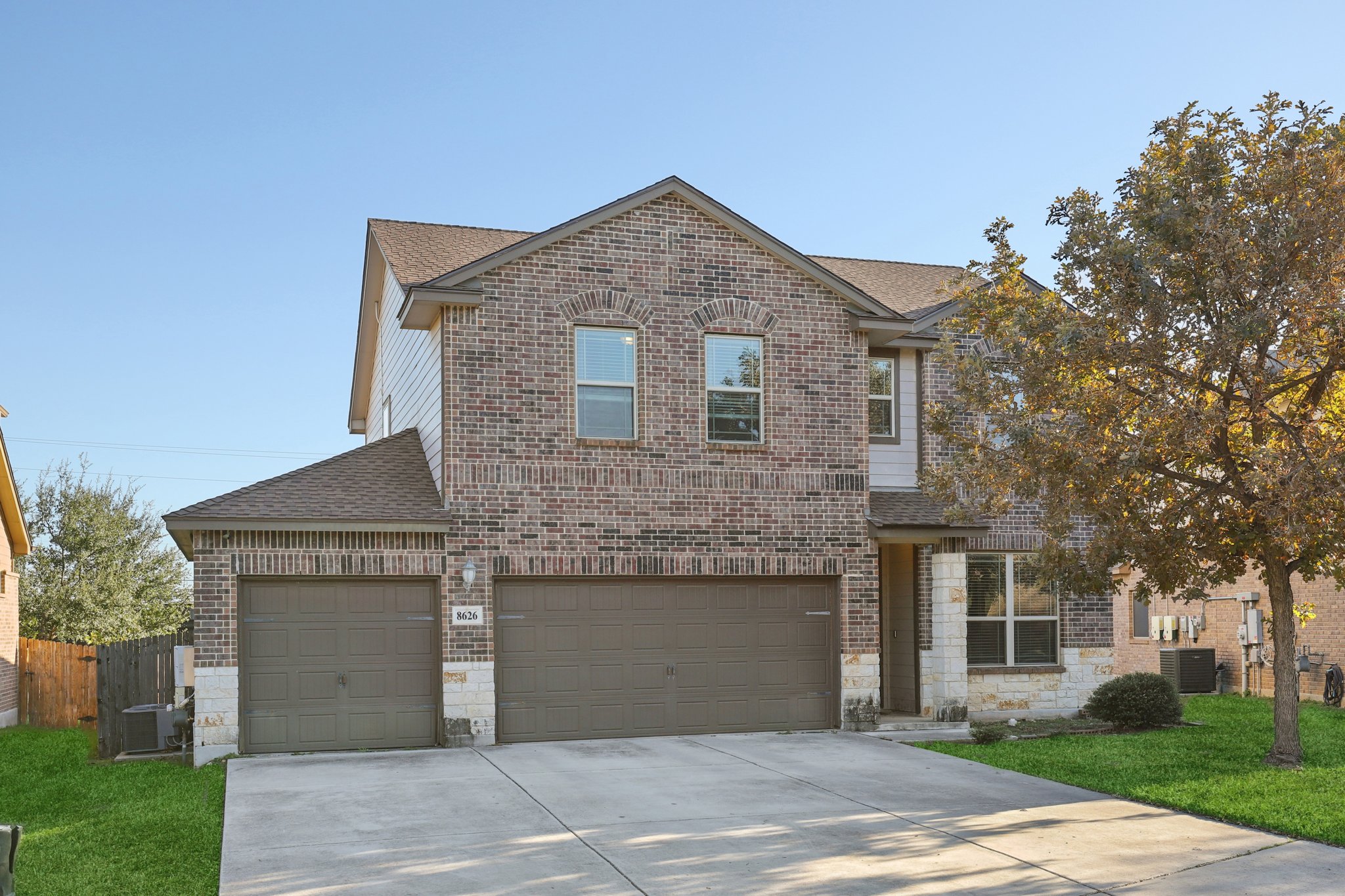 Laheema Hbr-L1212-003.jpg