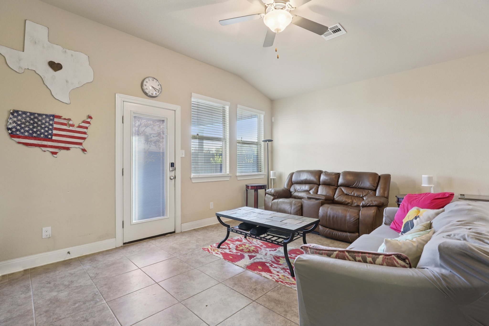 Laheema Hbr-L1212-007.jpg