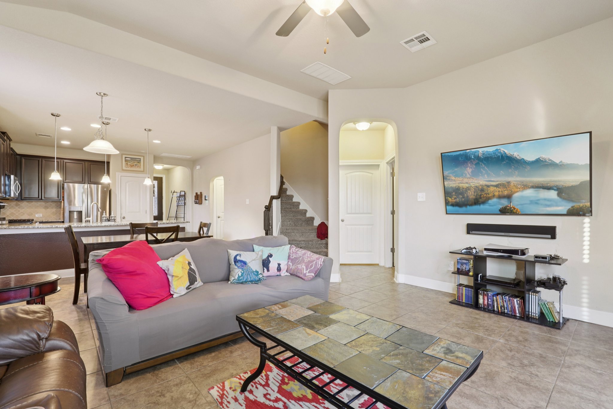 Laheema Hbr-L1212-009.jpg