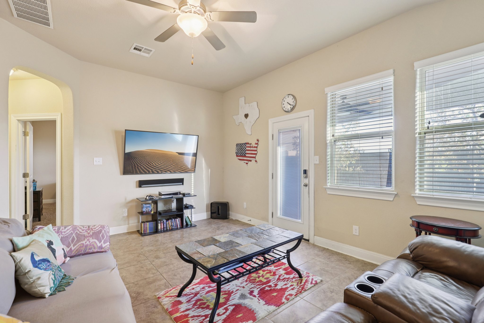 Laheema Hbr-L1212-010.jpg