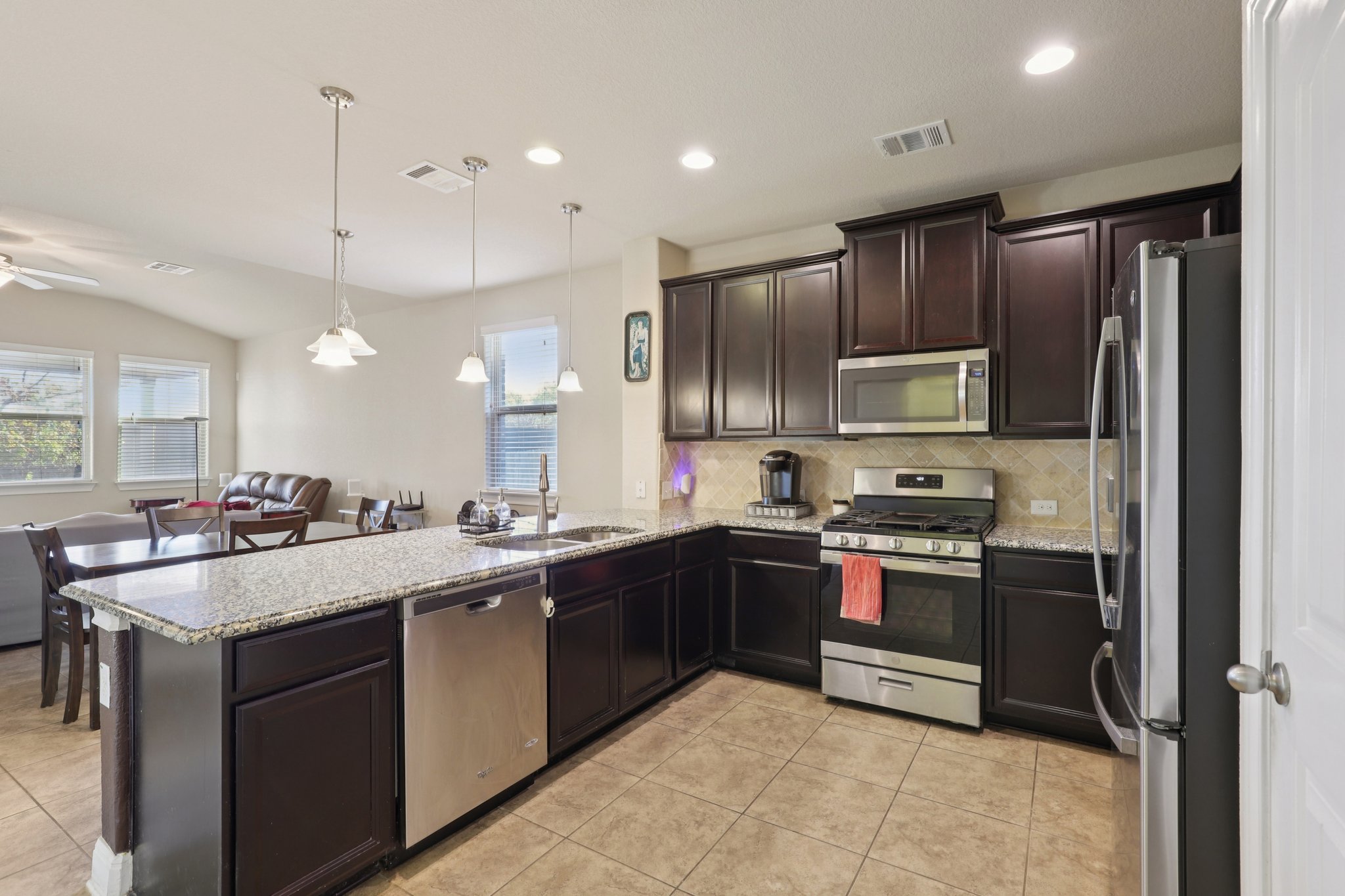 Laheema Hbr-L1212-014.jpg