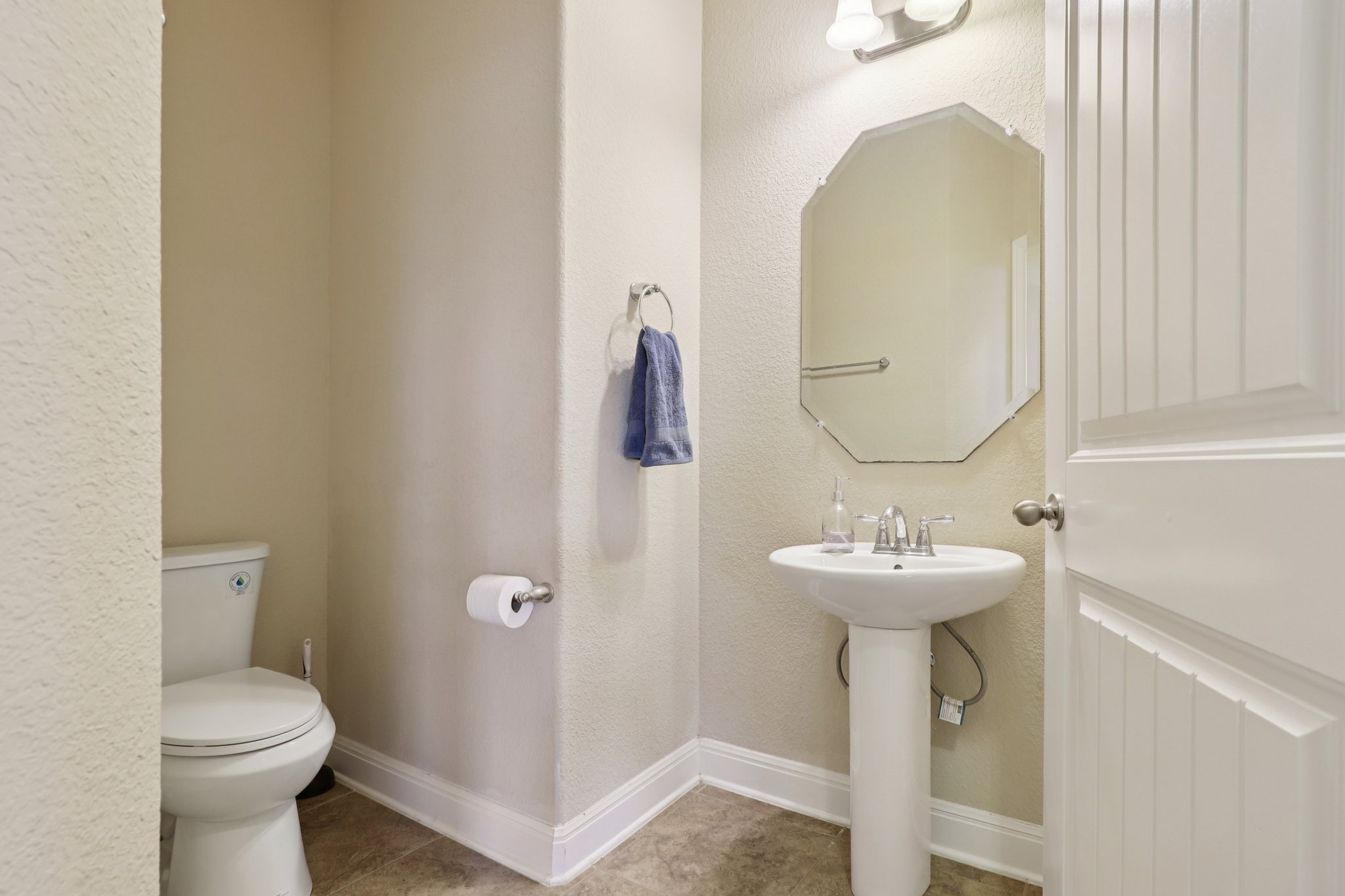 Laheema Hbr-L1212-020.jpg