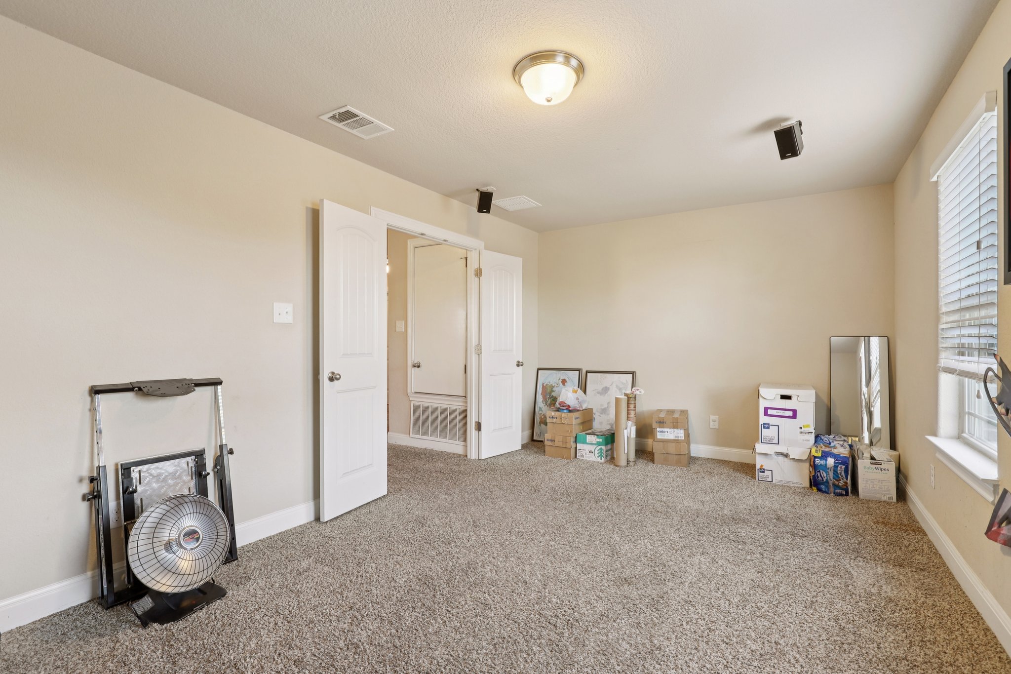 Laheema Hbr-L1212-026.jpg