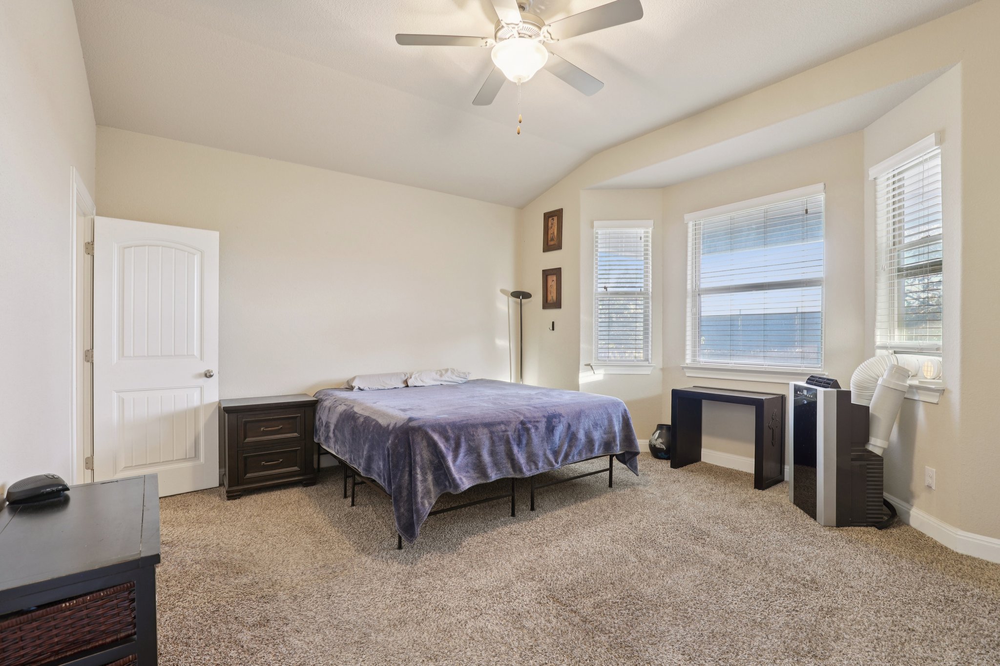 Laheema Hbr-L1212-035.jpg