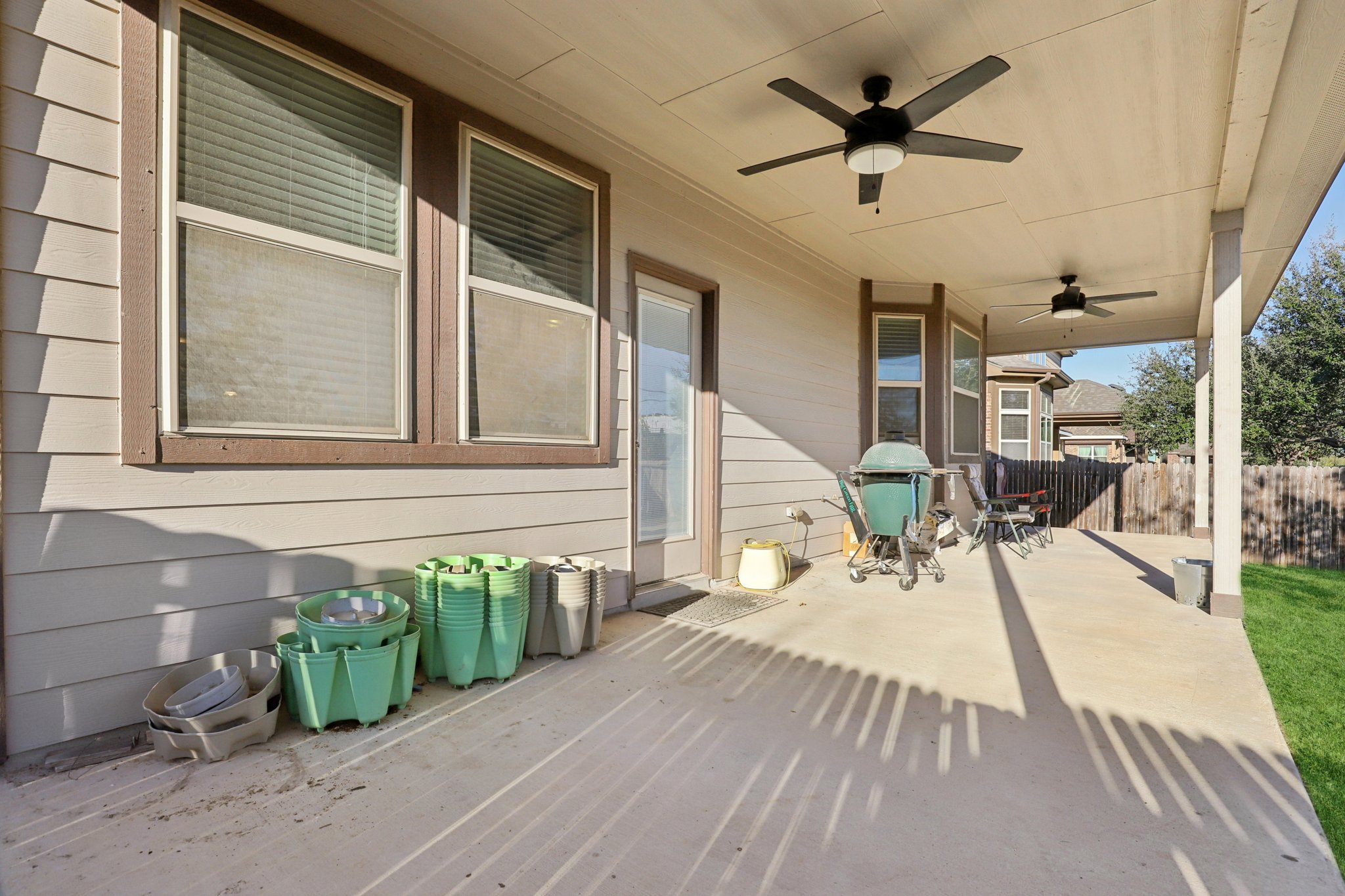 Laheema Hbr-L1212-049.jpg