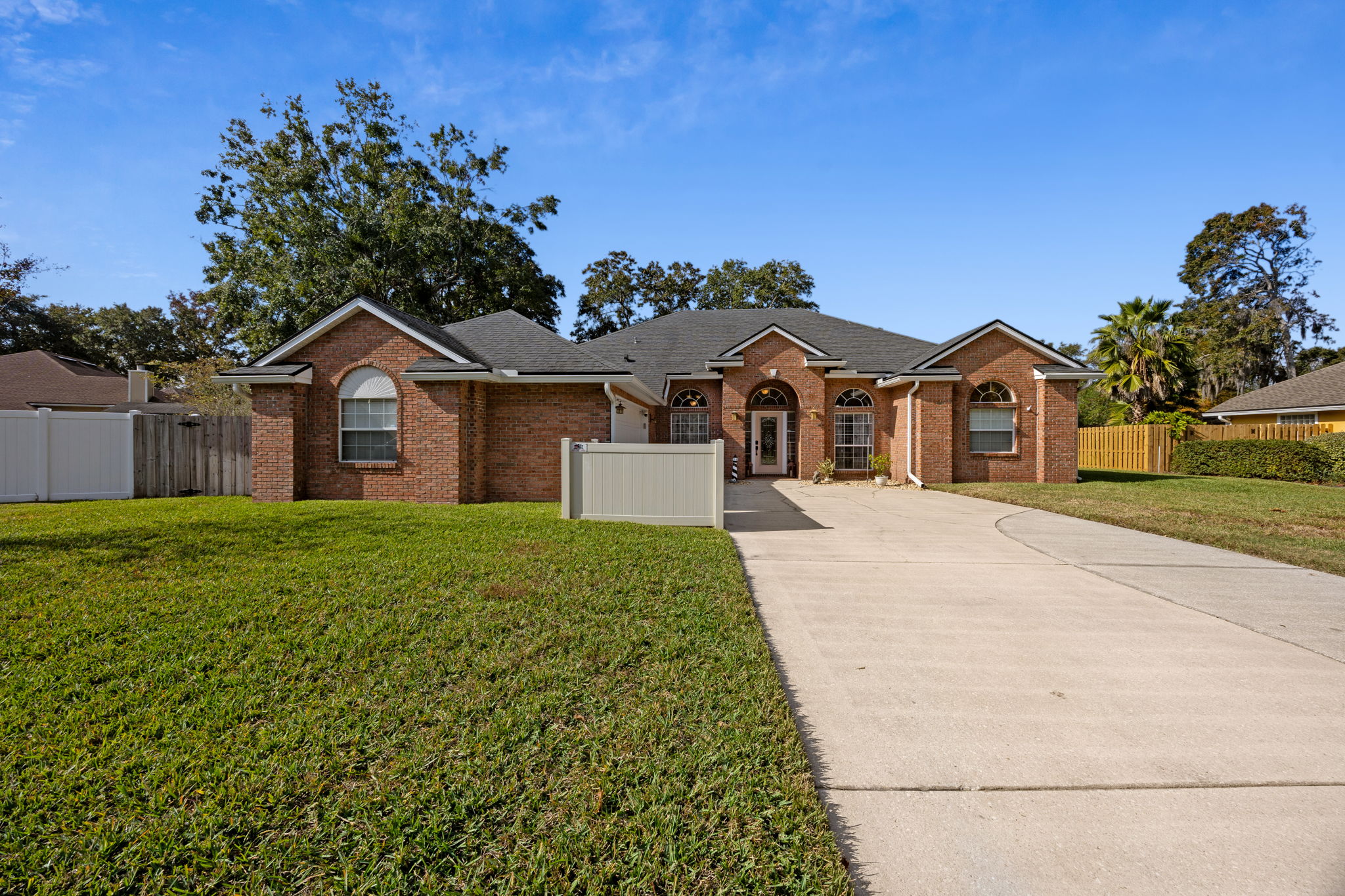 Welcome to 86271 Riverwood Dr