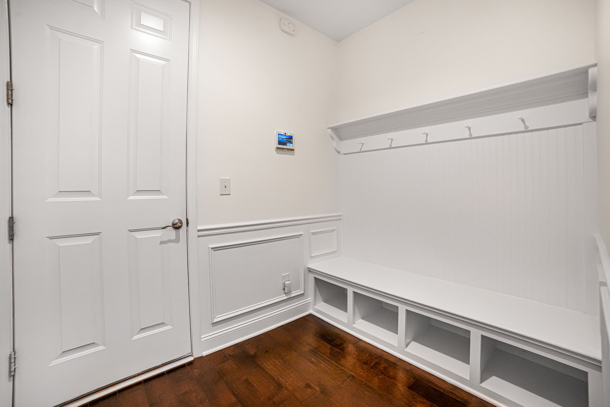 17-web-or-mls-8628-shadetree-st