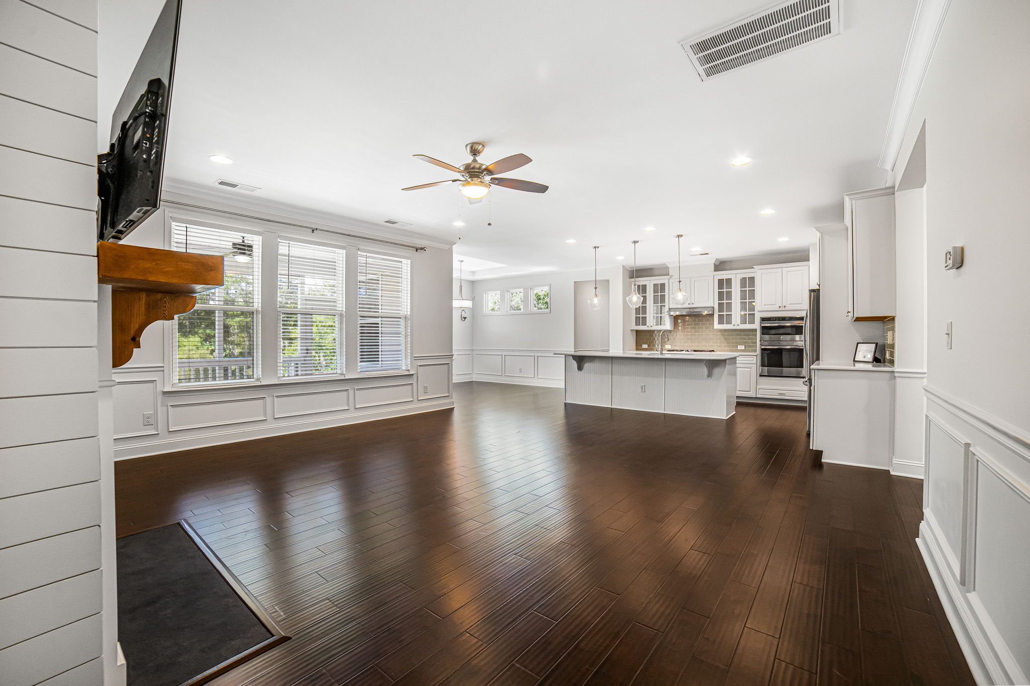 23-web-or-mls-8628-shadetree-st