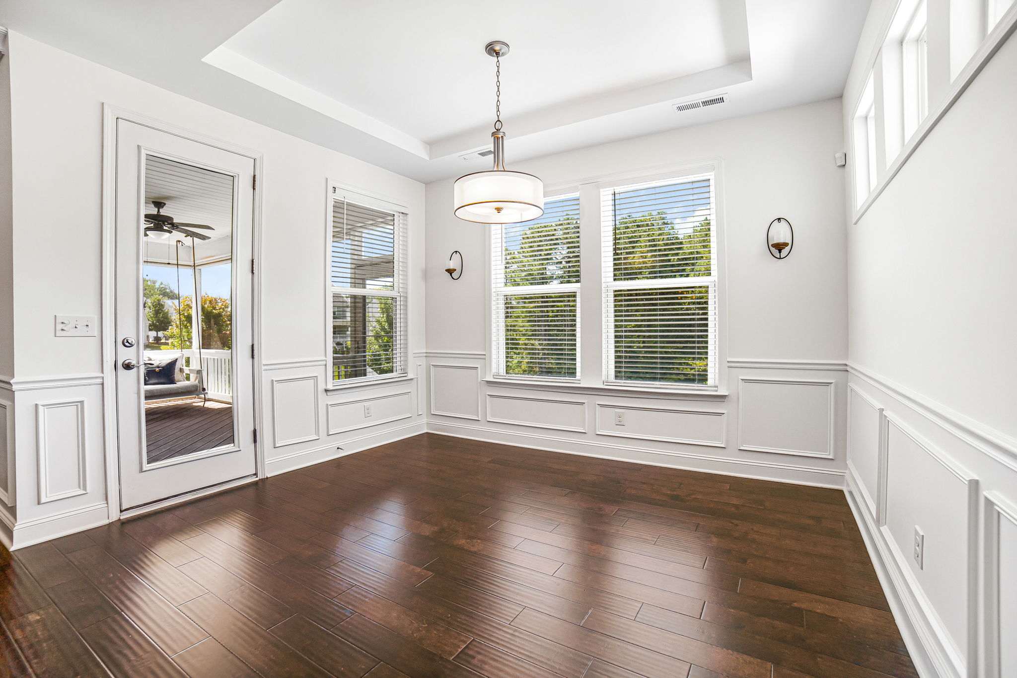 37-web-or-mls-8628-shadetree-st