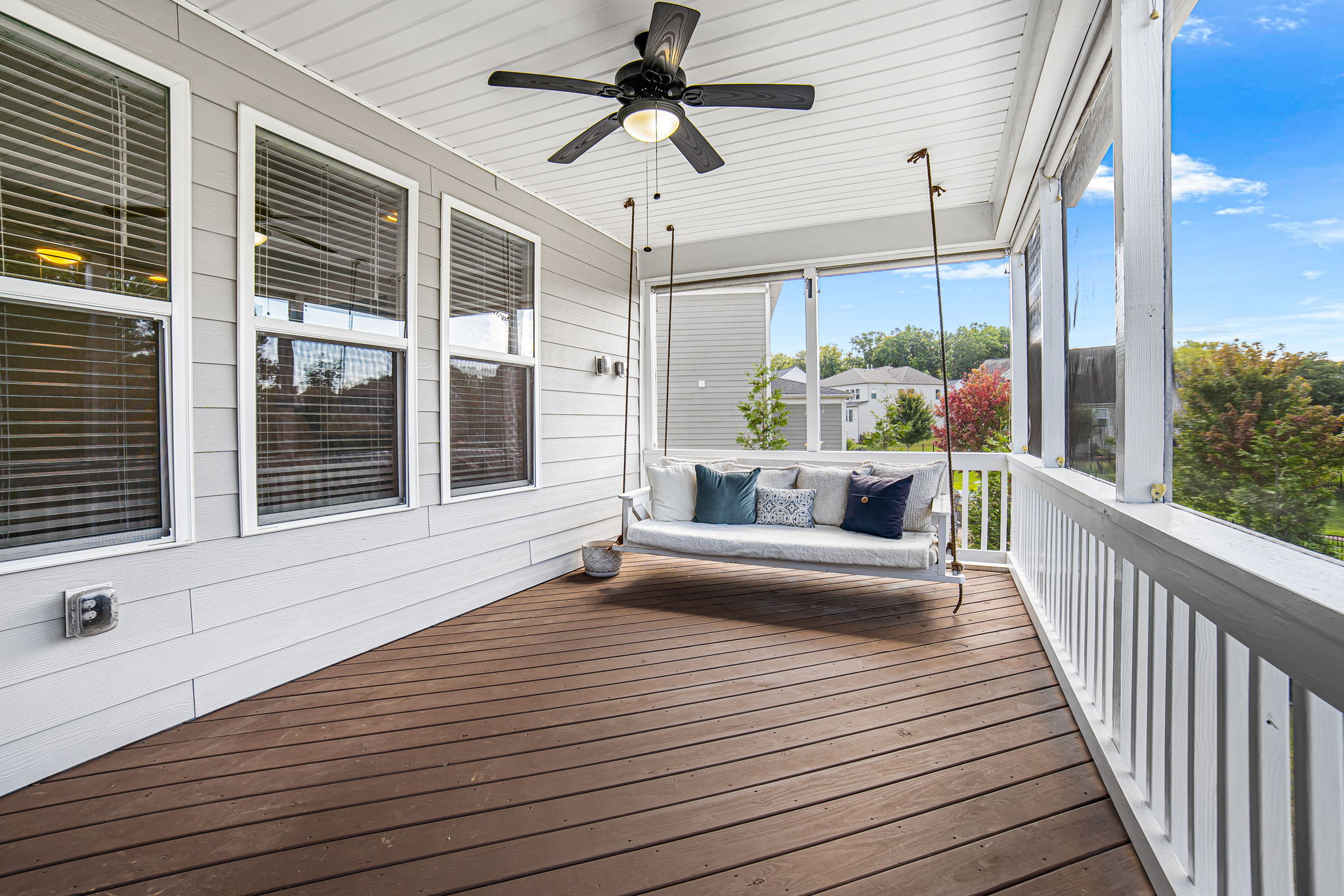 46-web-or-mls-8628-shadetree-st