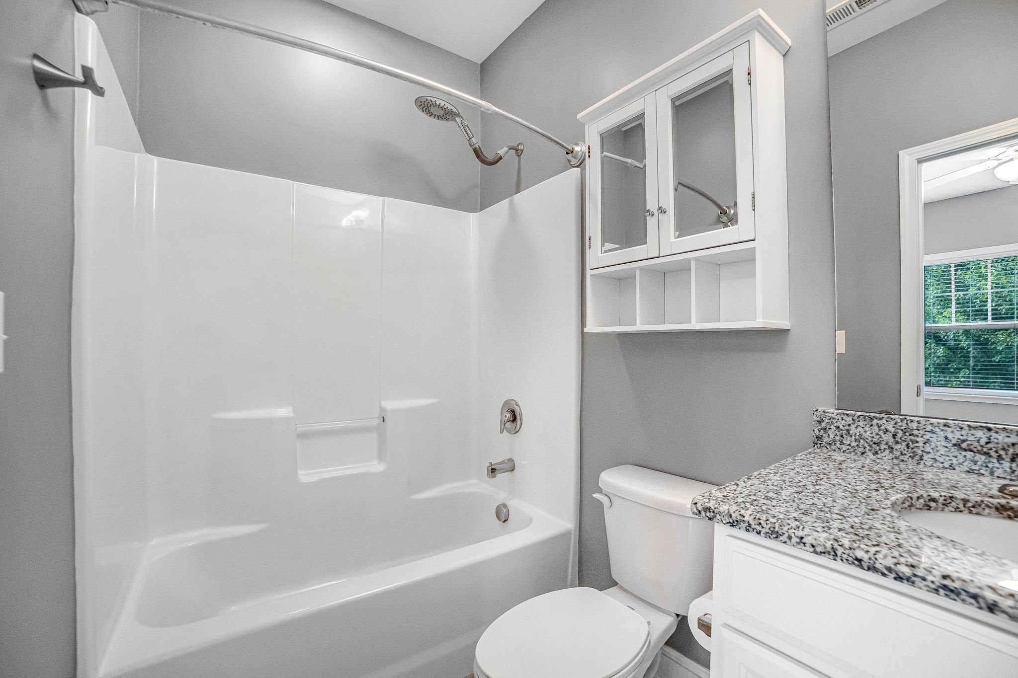 55-web-or-mls-8628-shadetree-st