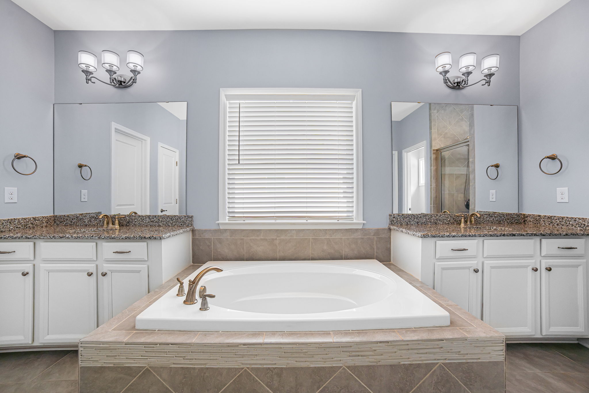 65-web-or-mls-8628-shadetree-st