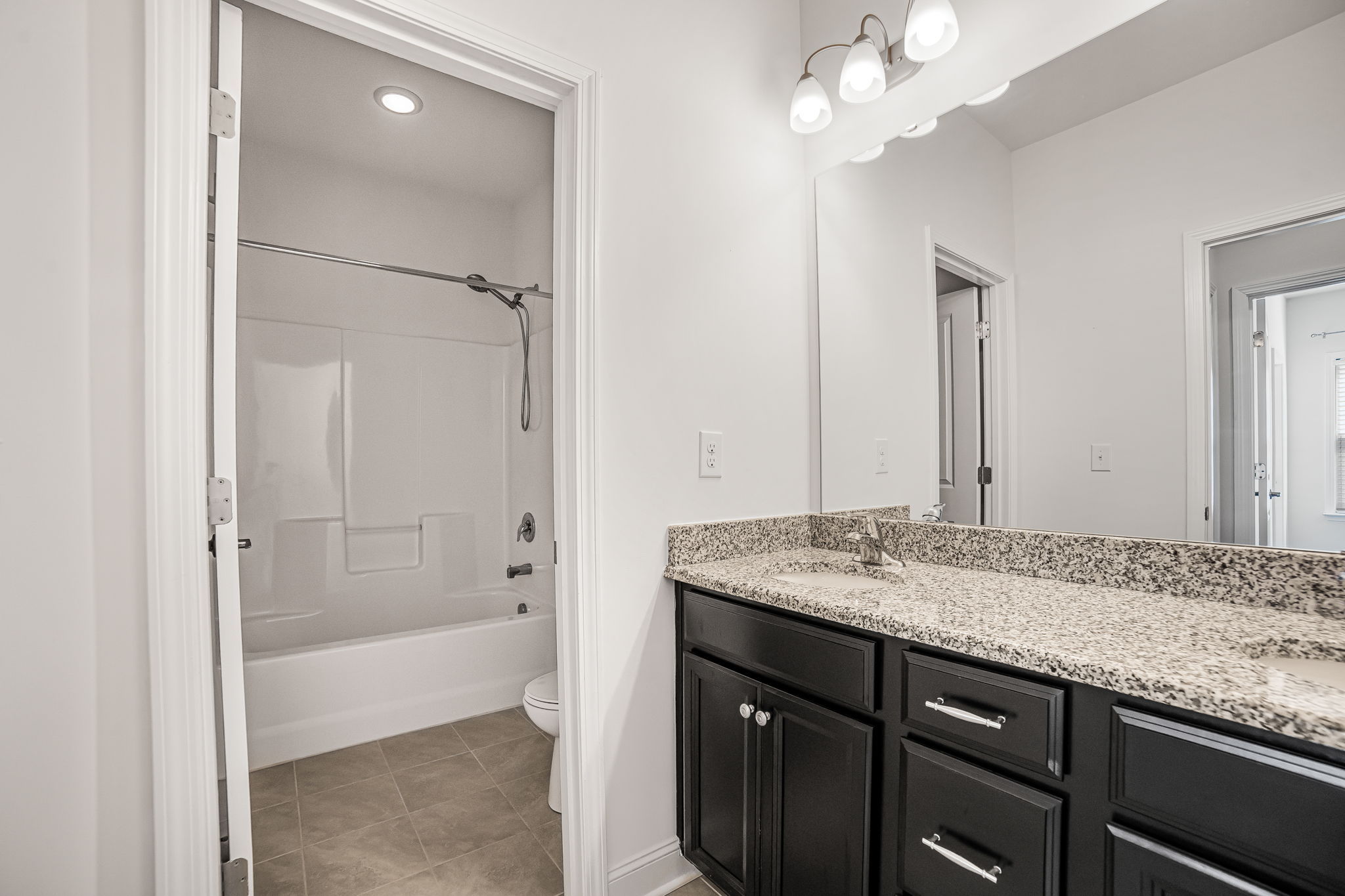 71-web-or-mls-8628-shadetree-st