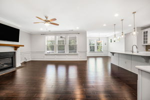 19-web-or-mls-8628-shadetree-st