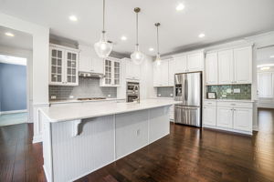 27-web-or-mls-8628-shadetree-st