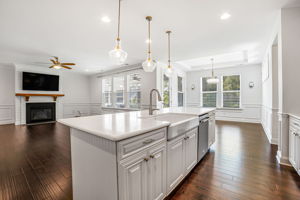 30-web-or-mls-8628-shadetree-st