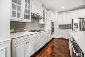 35-web-or-mls-8628-shadetree-st